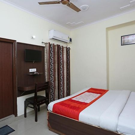 โอโย 5424 ปุษปัญชลี เรซิเดนซี Hotel เดห์ราดุน ภายนอก รูปภาพ